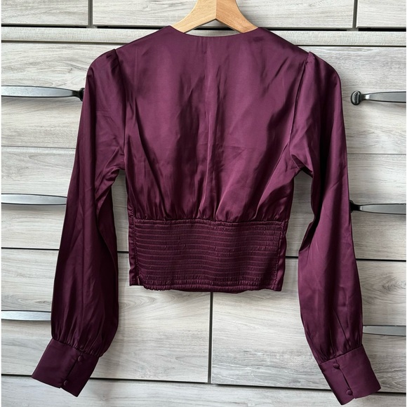 NWT Abercrombie & Fitch A&F Satin Long Sleeve Top, rich Burgundy color size XS - Picture 2 of 8